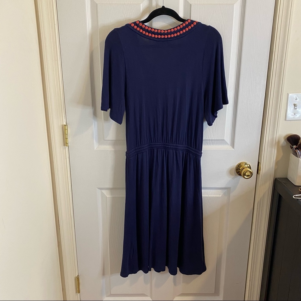 BODEN NAVY EMBROIDERED V-NECK DRAWSTRING MIDI DRESS SIZE 6 LONG - Picture 2 of 8
